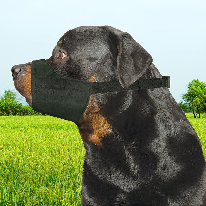 Quick-Fit Dog Muzzle by Four Paws