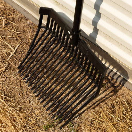 Manure & Bedding Fork (18 tines) w/ 48' Handle - Jeffers - Farm & Ranch Supplies > Tools